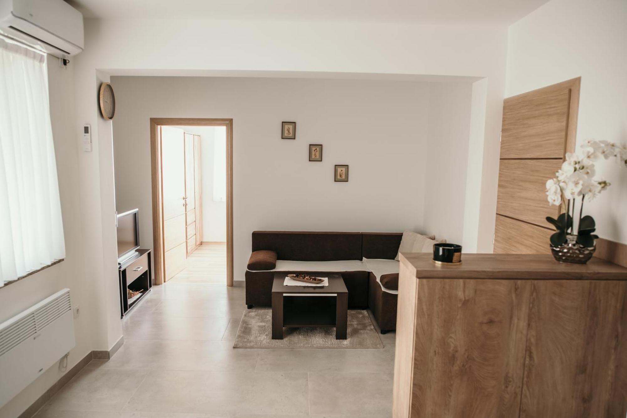 Apartman Krznaric Zupanja Esterno foto